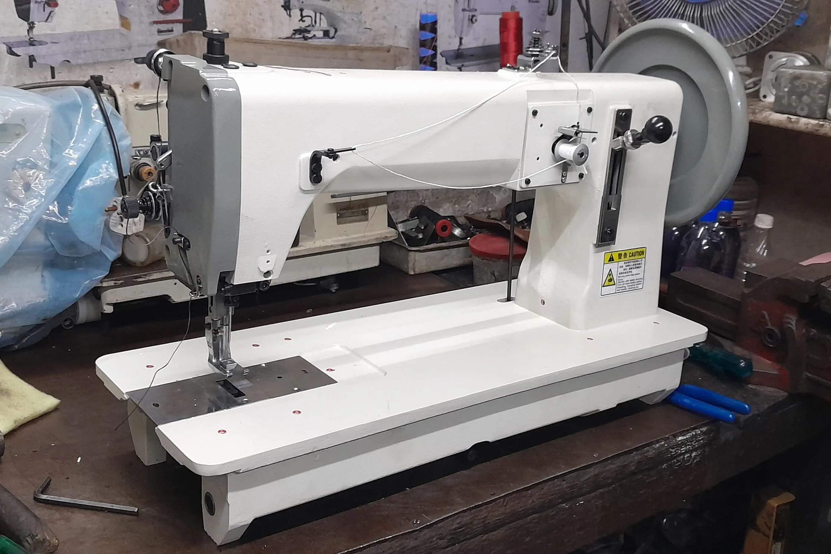 New Expert KX 243 Industrial Super Heavy Duty Sewing Machine - Image 2